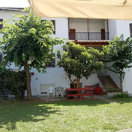 Vangeli's Garden House 3* Неа-Потидеа