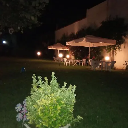 Vangeli's Garden House 3* Nea Poteidaia