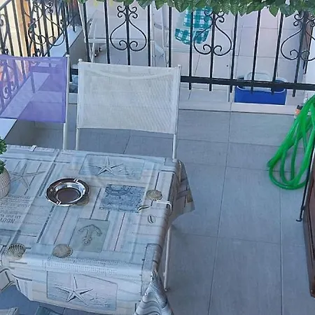 Vangeli's Garden House 3* Nea Poteidaia