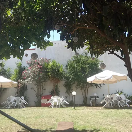 Hotel de apartamente Vangeli's Garden House